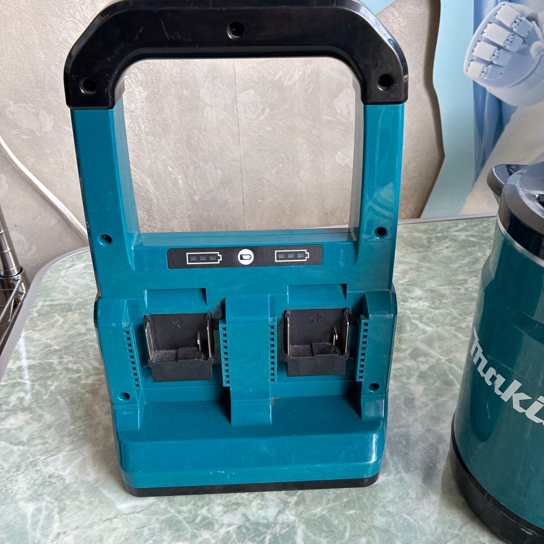 Makita ハンドル付き　36V バッテリー式電気ケトル　整理番号Ａカ