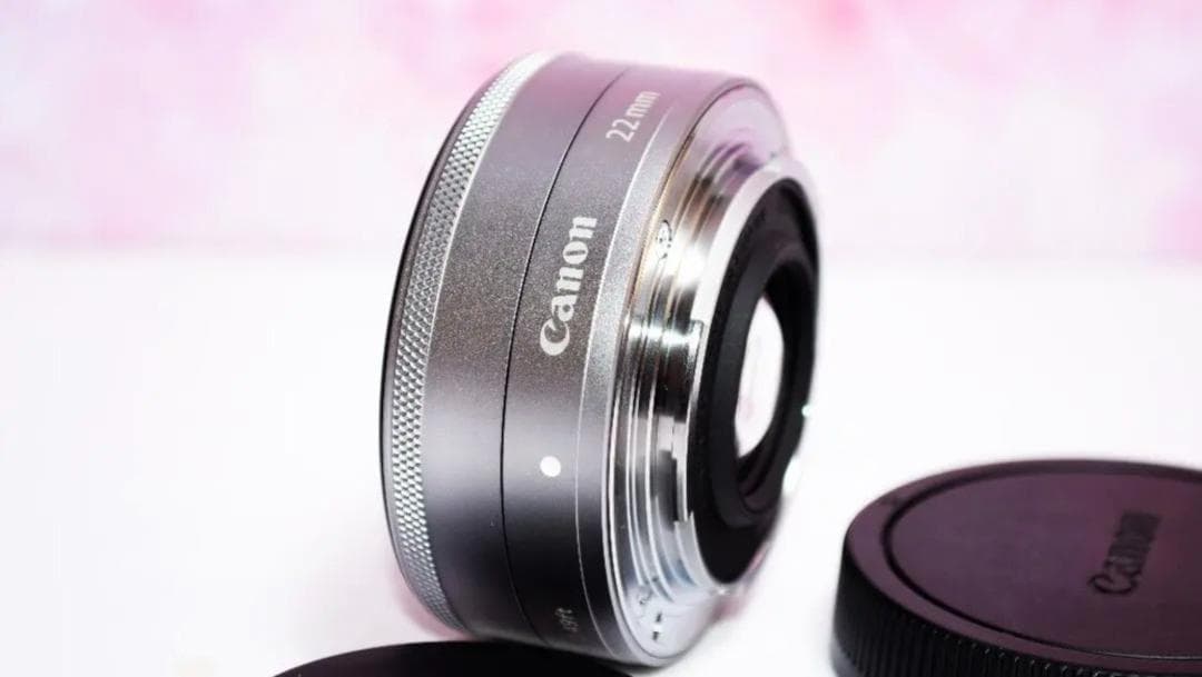 美品　CANON EF-M 22mm F2 STM パンケーキレンズ