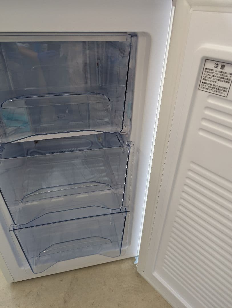 アイリスオーヤマ　冷凍庫　60 L　 2025年製