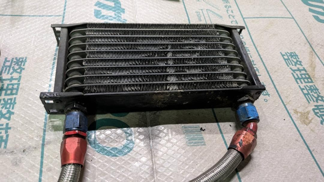 零*雨様 NB ロードスター　NB8C　HKSの刻印　オイルクーラー　NA