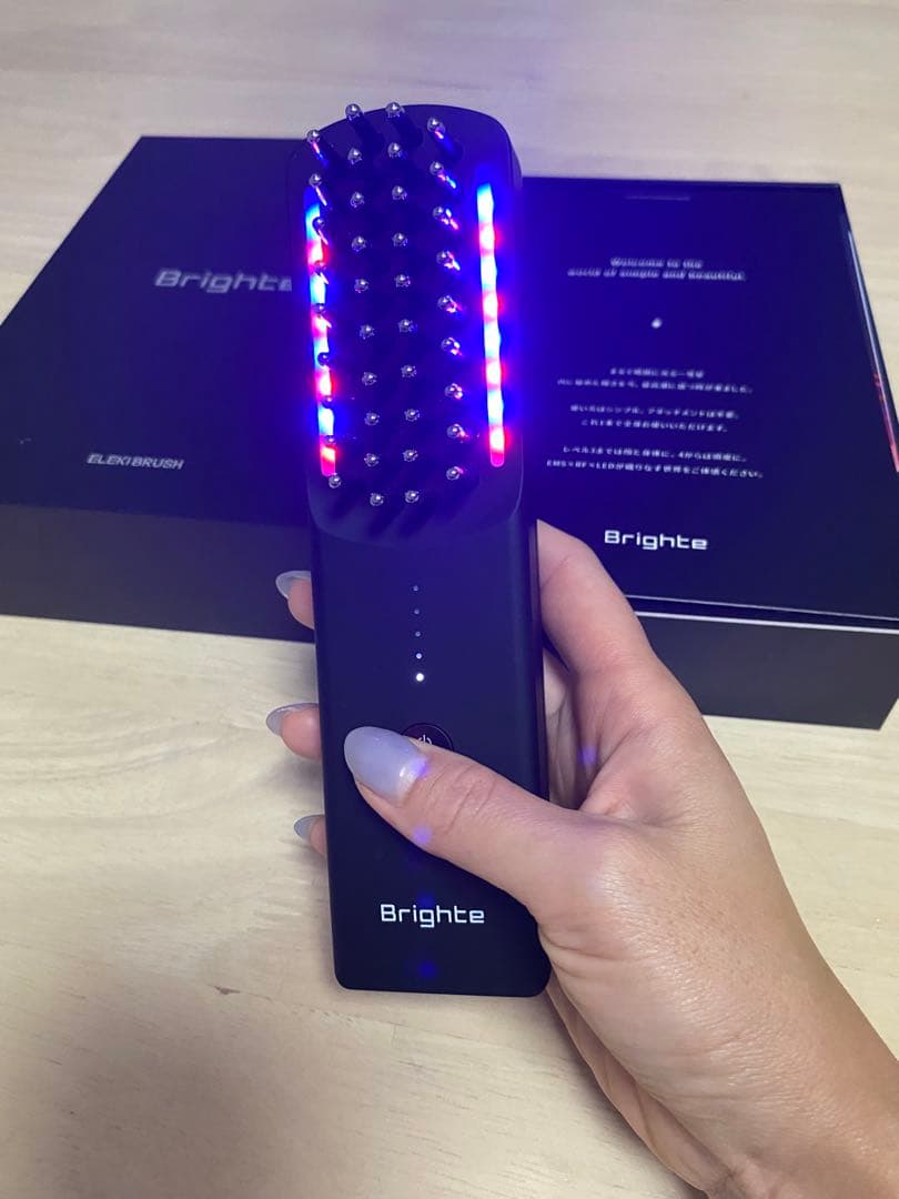 【使用僅か】EMS美顔器 Brighte ELEKIBRUSH エレキブラシ