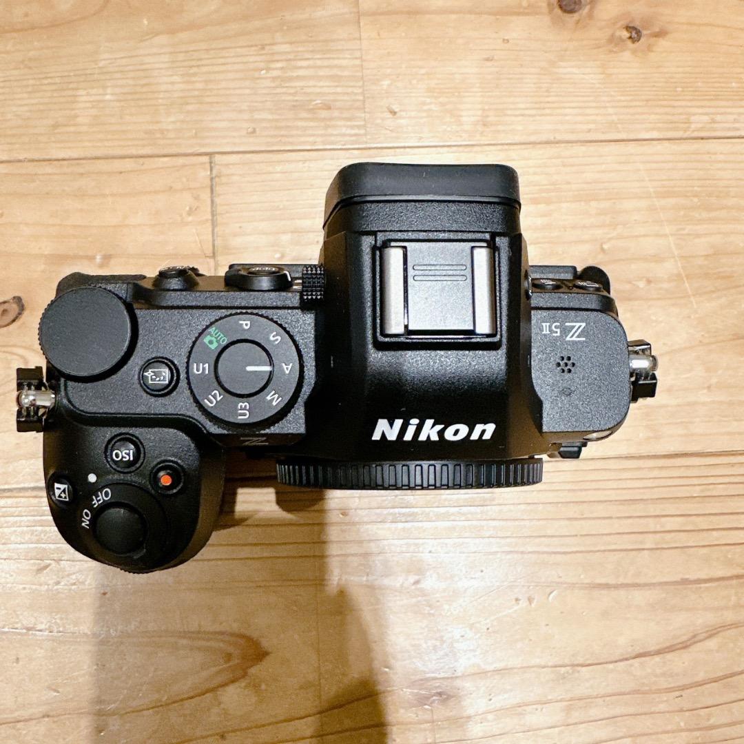 Nikon Z 5 II 本体美品 箱付き　保証書付き