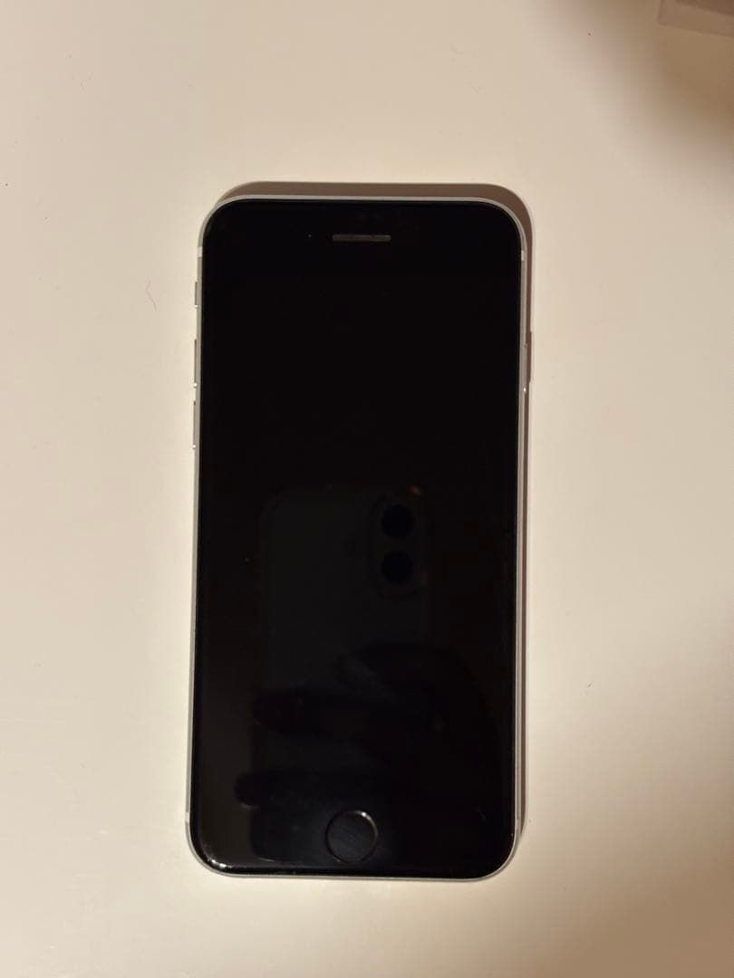 iPhone SE (第2世代) ホワイト64GB