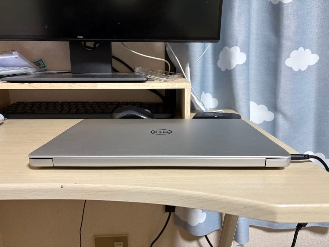 Dell Inspiron 5370 SSD128GBメモリ標準搭載