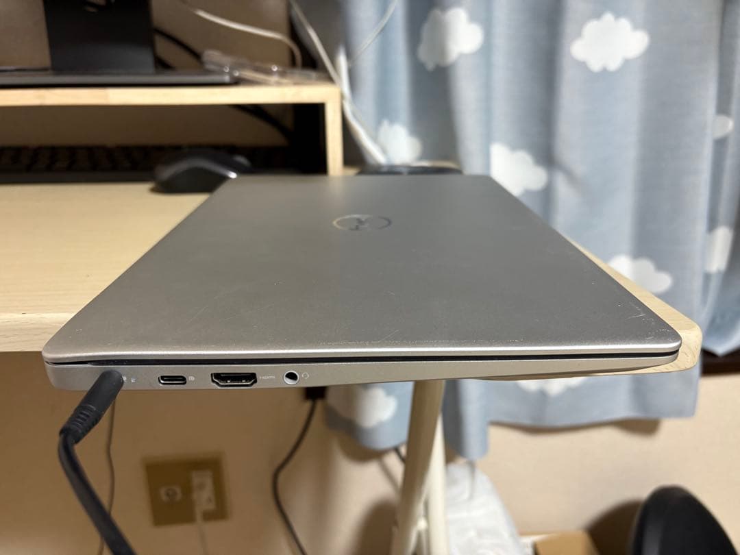 Dell Inspiron 5370 SSD128GBメモリ標準搭載