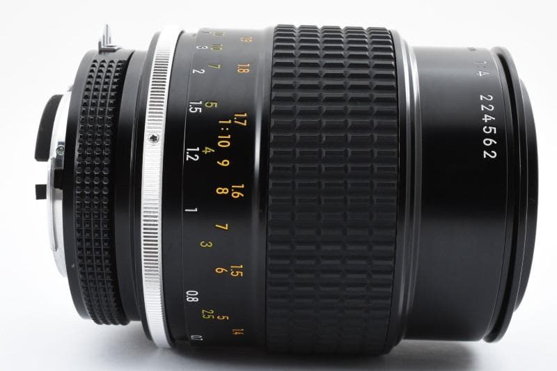 Nikon Ai Micro-NIKKOR 105mm f/4（整備品）