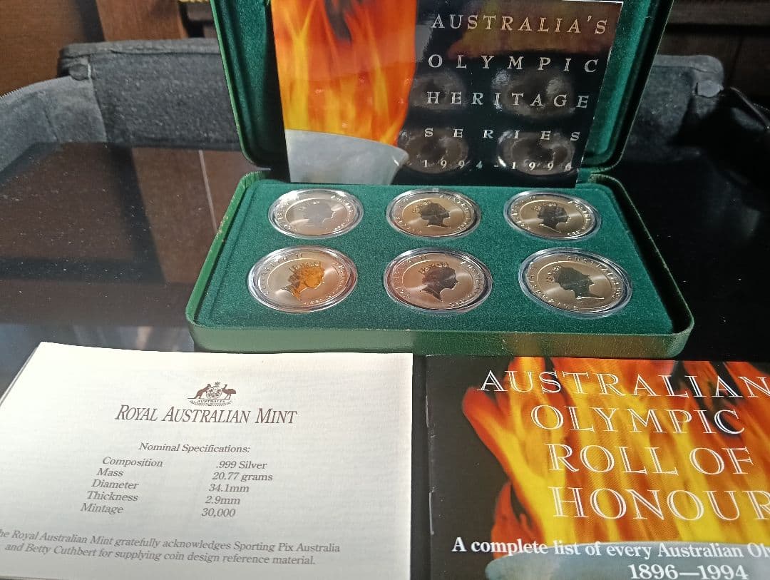 オーストラリアオリンピック功績者 王立造幣局発行 純銀.999 総重量 160g