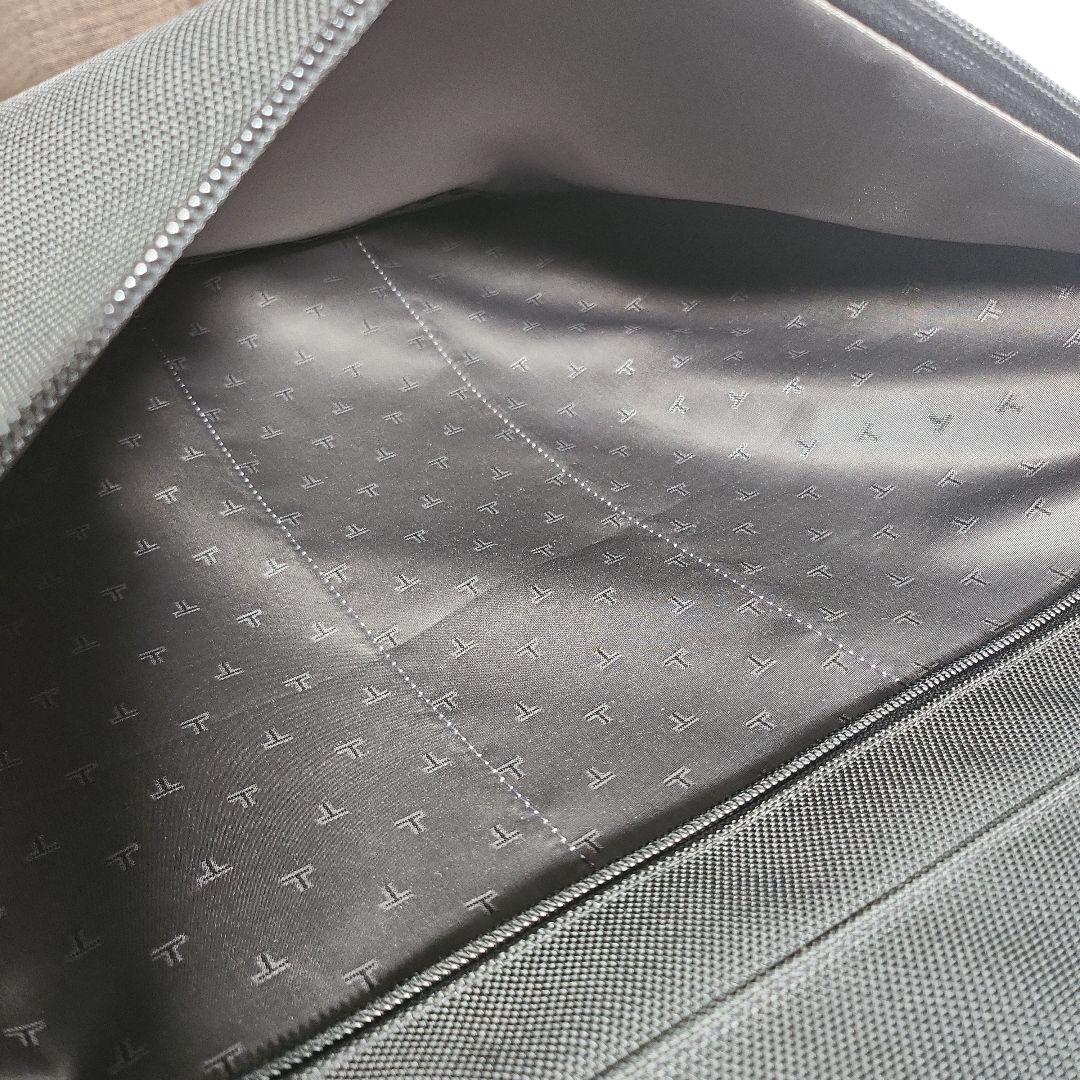 TUMI ガーメントケース