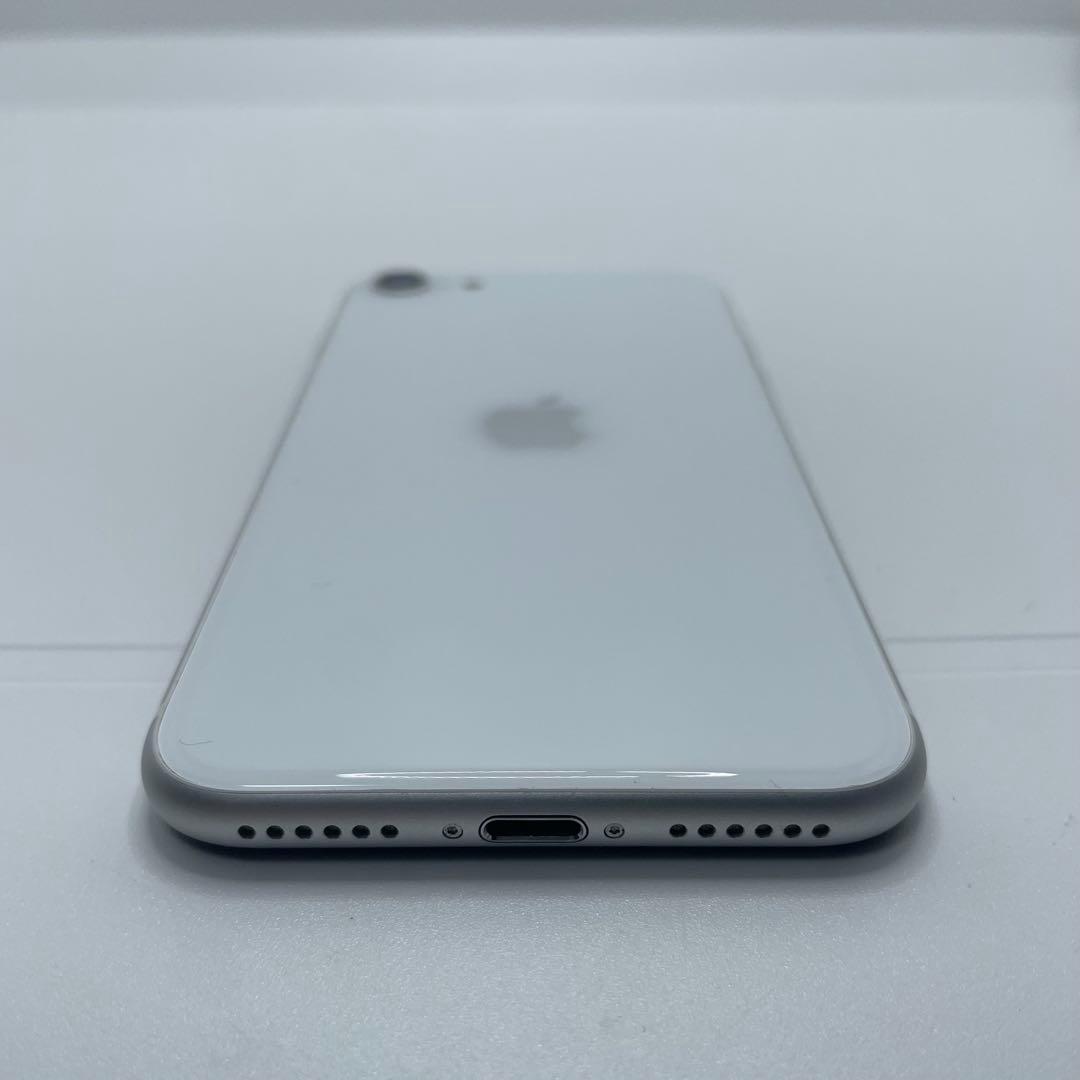 【格安美品】iPhone SE2 64GB simフリー本体 313