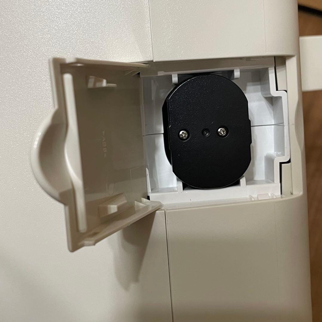 アイリスオーヤマ コードレスリンサークリーナー RNS-B400D 充電式　美品