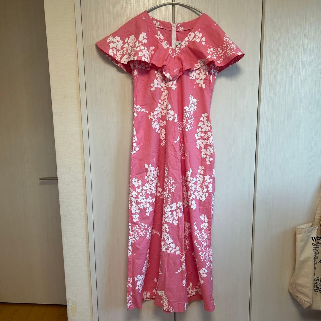 【入手困難！】ナケウアヴァイ　 ピンクワンピース