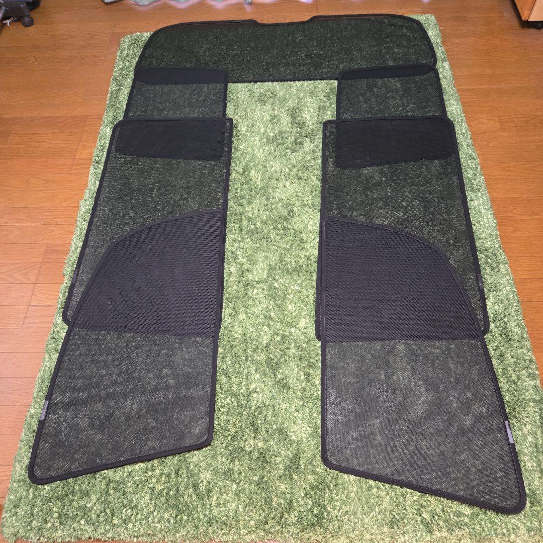 デリカD5　サンシェード