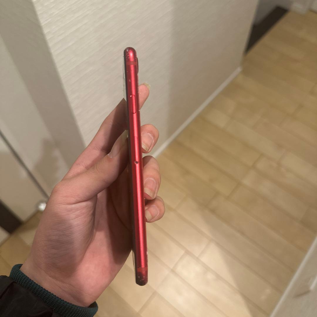 Apple iPhone SE (第2世代) 赤