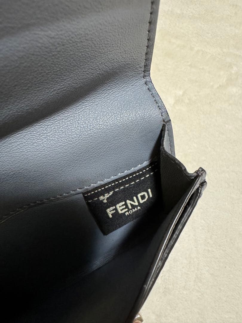 FENDI ピーカブー 名刺入れ 名刺ケース