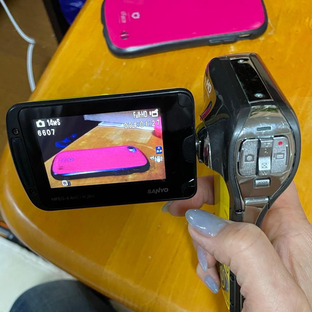 SANYO　Xacti　DMX-CA100 デジタル　ムービーカメラ