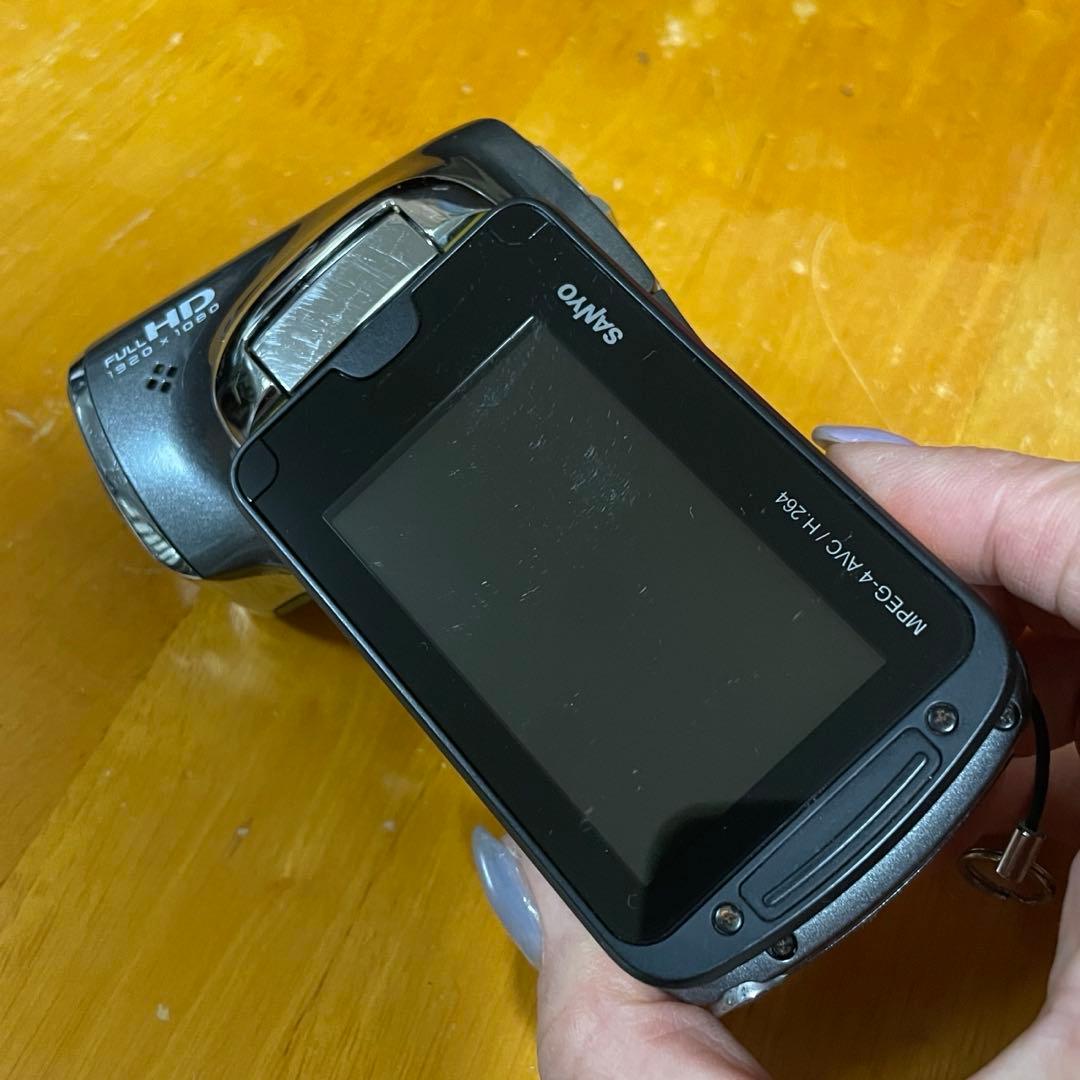 SANYO　Xacti　DMX-CA100 デジタル　ムービーカメラ