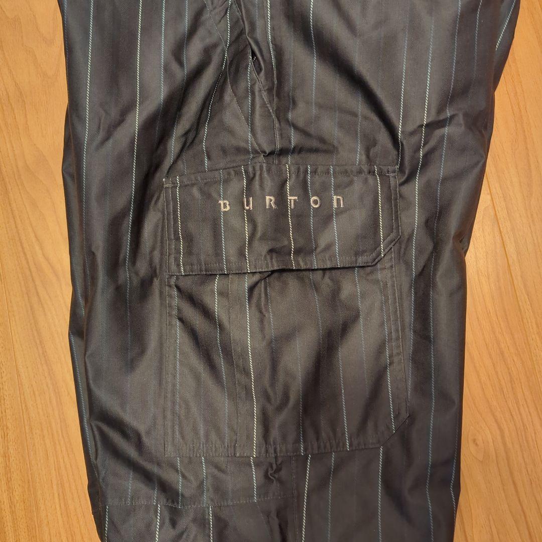 ファイナルセール　BURTON コミック柄 スノーボードジャケット・パンツセット