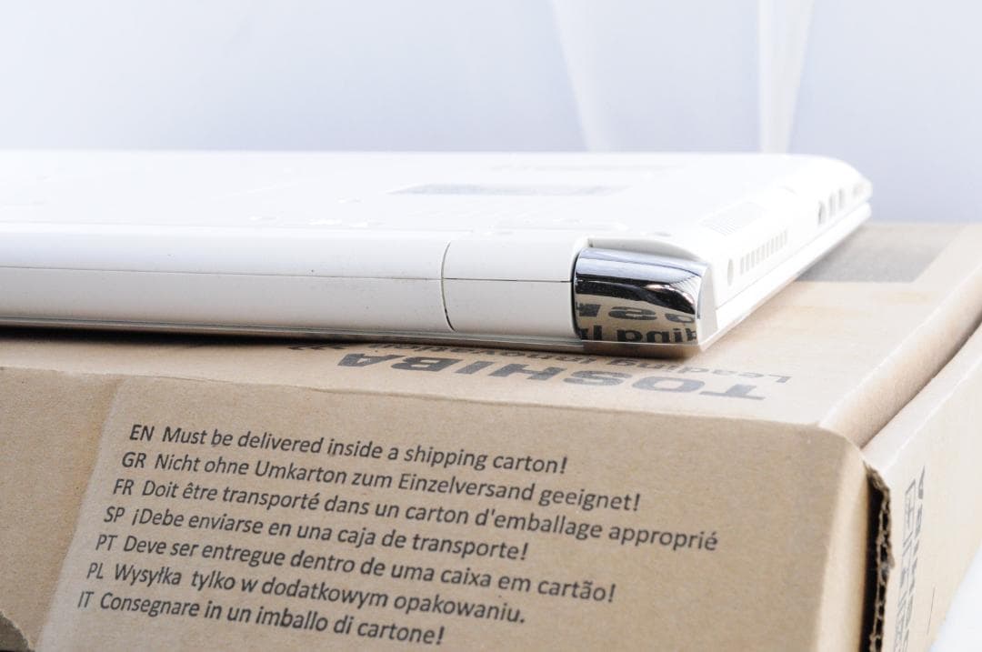 東芝dynabook ノートパソコンCorei7 倉庫保管動作未確認A00227