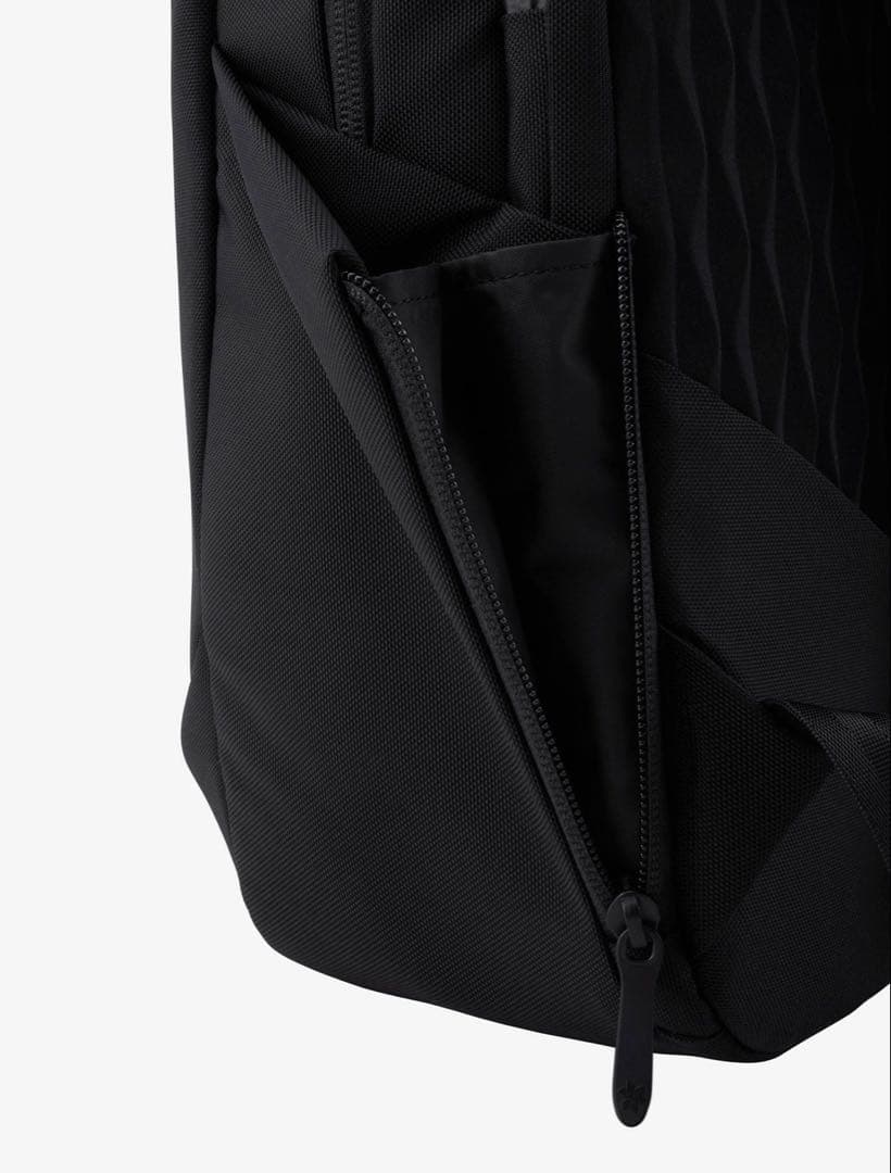 GOLDWIN ビジネスバッグ ブラック　GL94590 20L