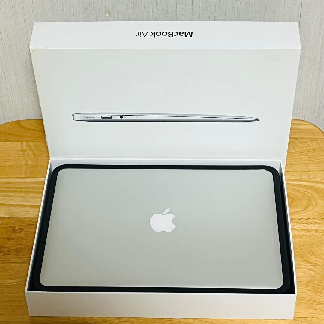moe.さま専用 MacBookAir13インチA1466 初期化済み　箱あり