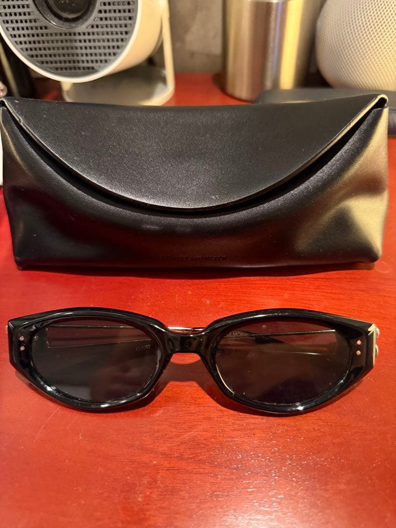 小物 GENTLE MONSTER Kunst 01