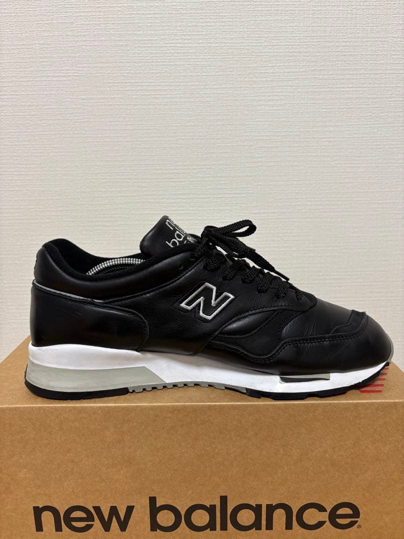 靴 New Balance M1500BK