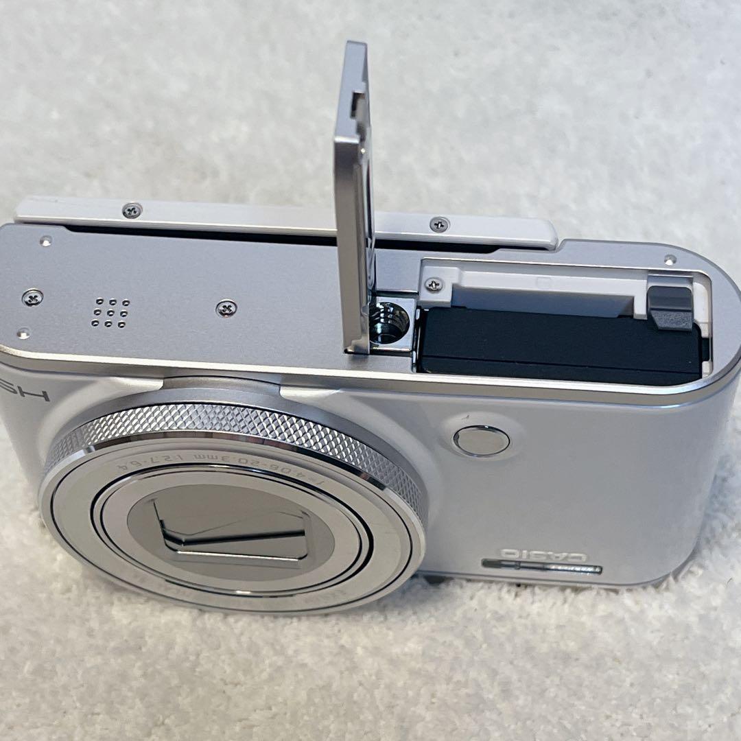 【美品】CASIO EXILIM EX-ZR4000 エクシリム 光学機器　付属