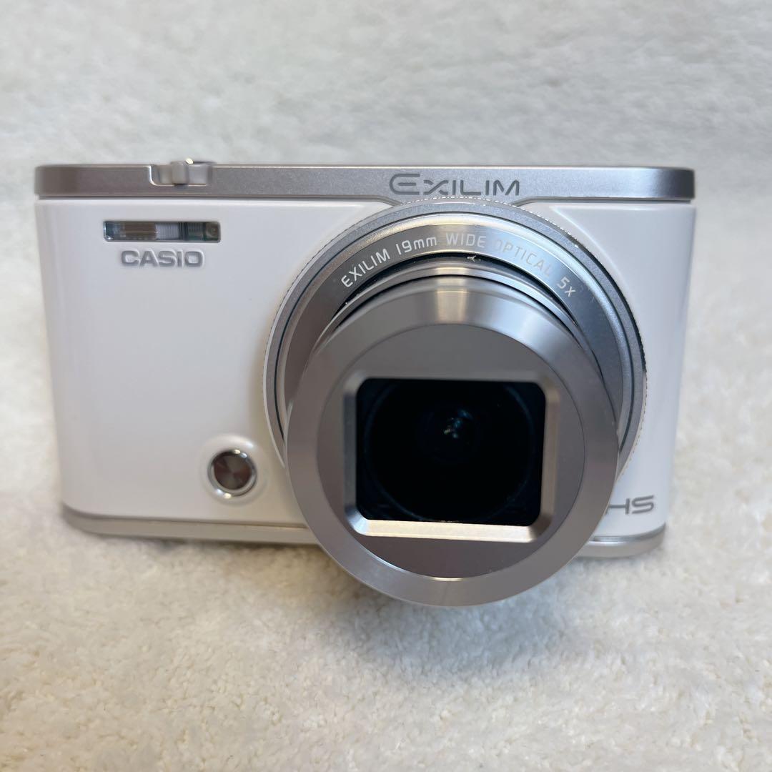 【美品】CASIO EXILIM EX-ZR4000 エクシリム 光学機器　付属