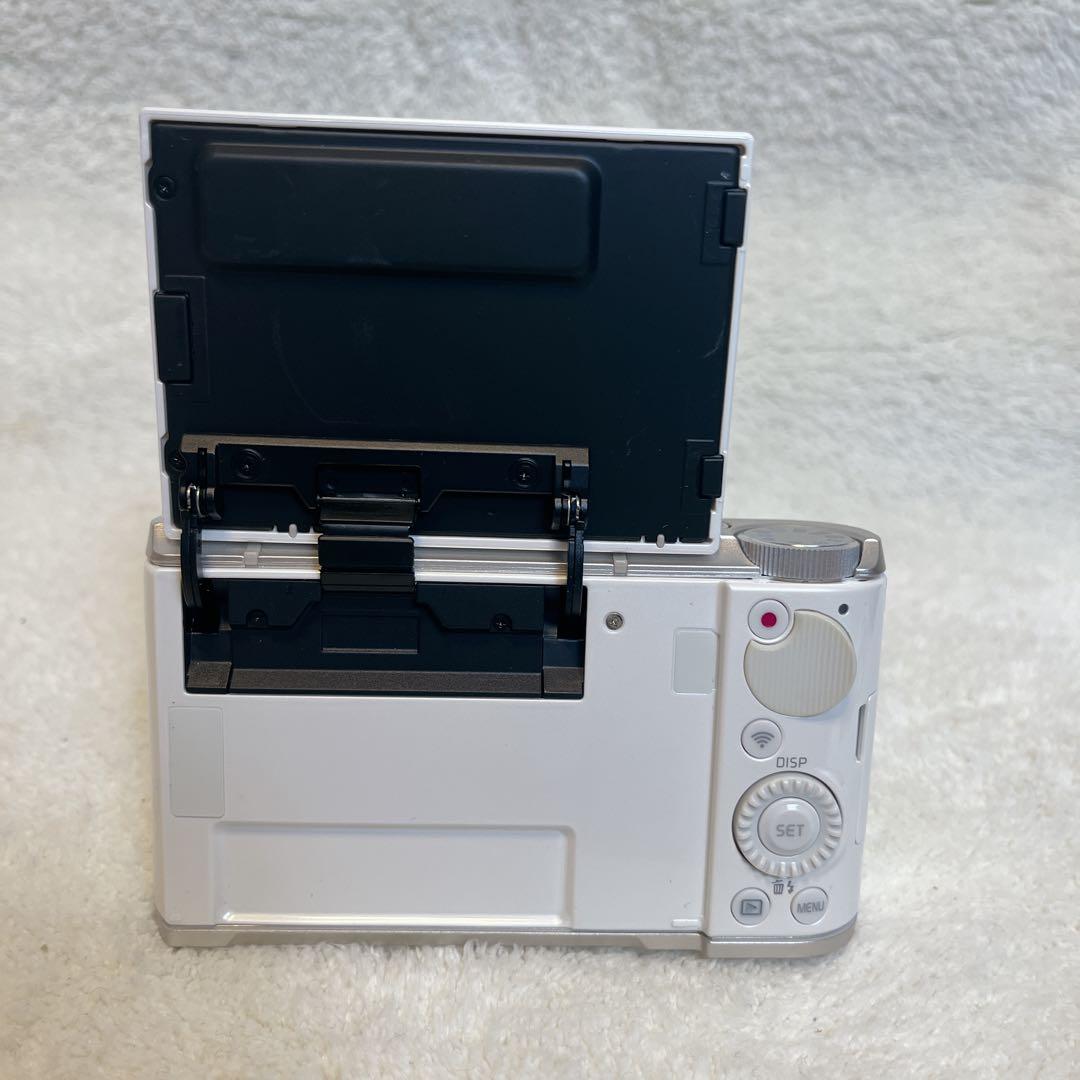 【美品】CASIO EXILIM EX-ZR4000 エクシリム 光学機器　付属