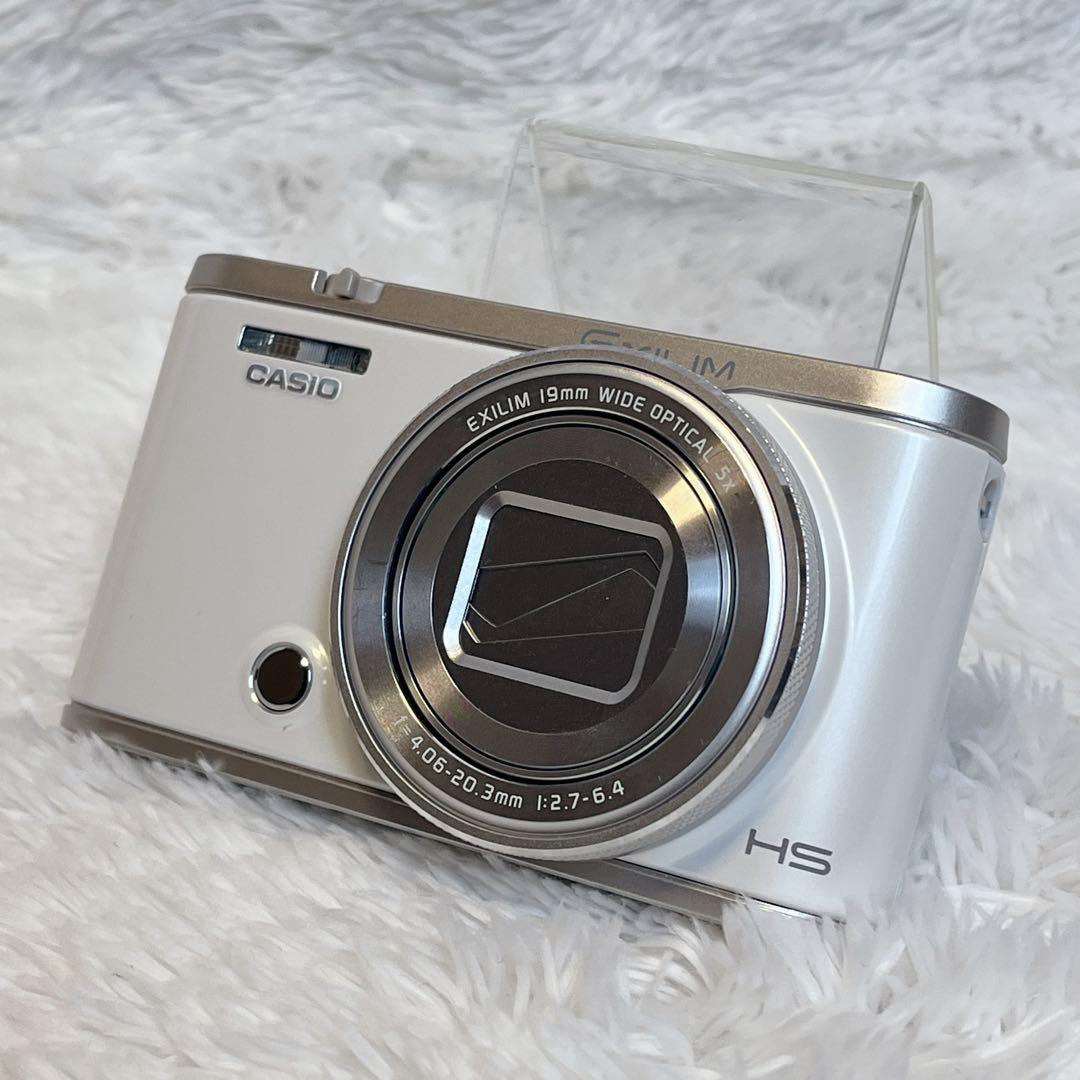 【美品】CASIO EXILIM EX-ZR4000 エクシリム 光学機器　付属