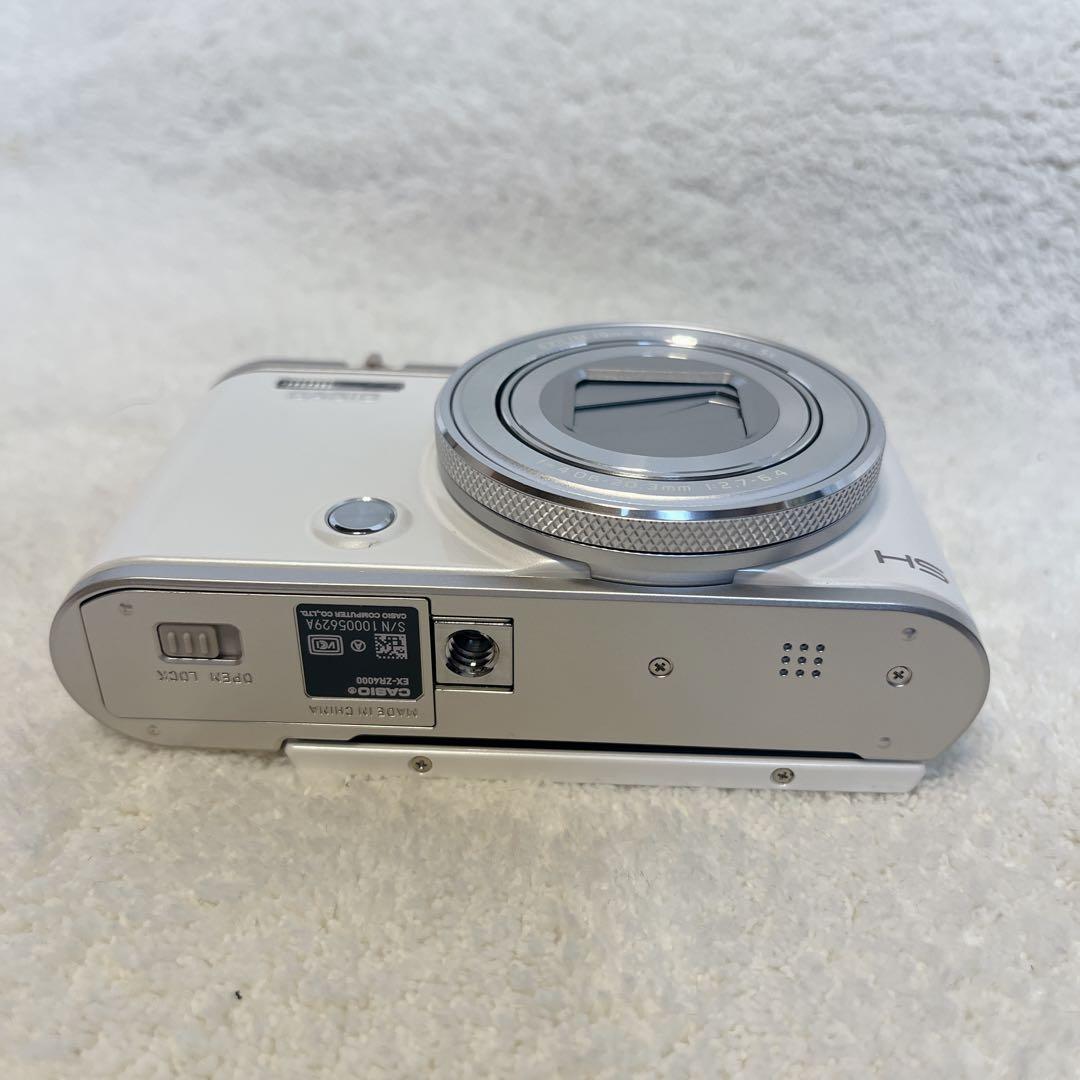 【美品】CASIO EXILIM EX-ZR4000 エクシリム 光学機器　付属
