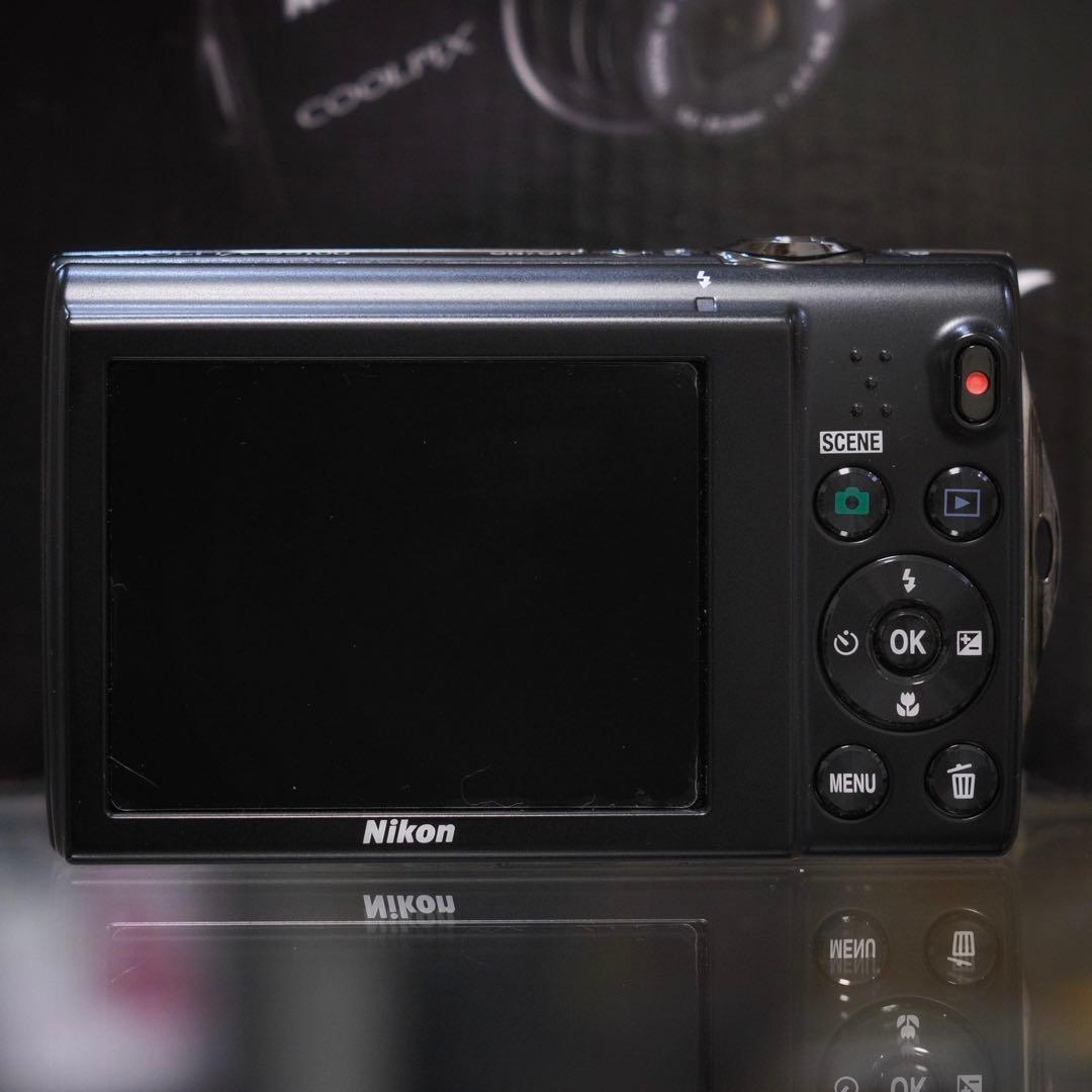 新品同様 名機動作品 平成レトロ CCD Nikon COOLPIX S5100
