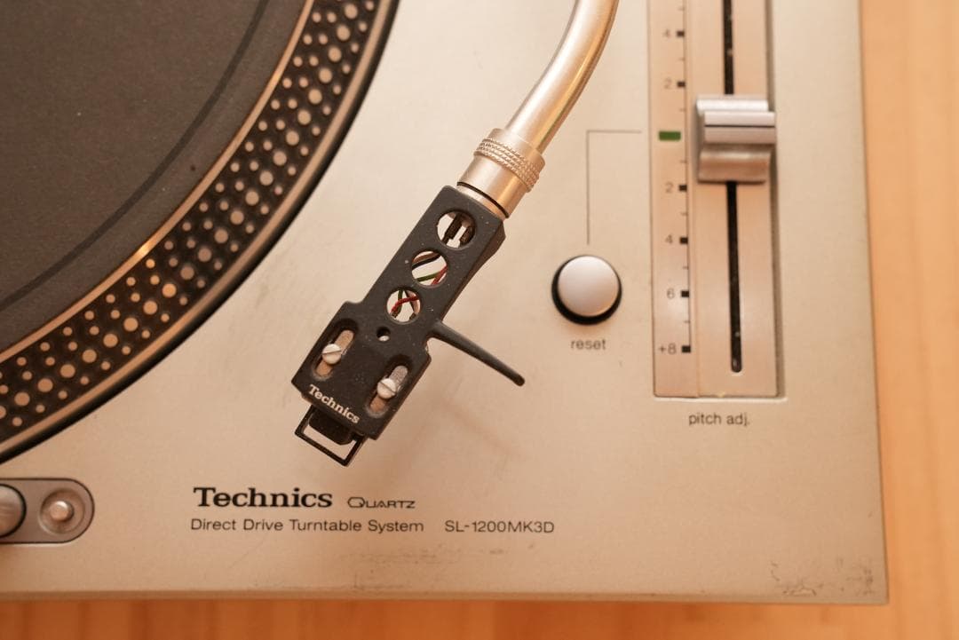 Technics SL1200 Mk3 ターンテーブル
