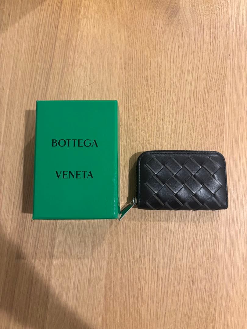 BOTTEGA VENETA ブラック レザー ケース