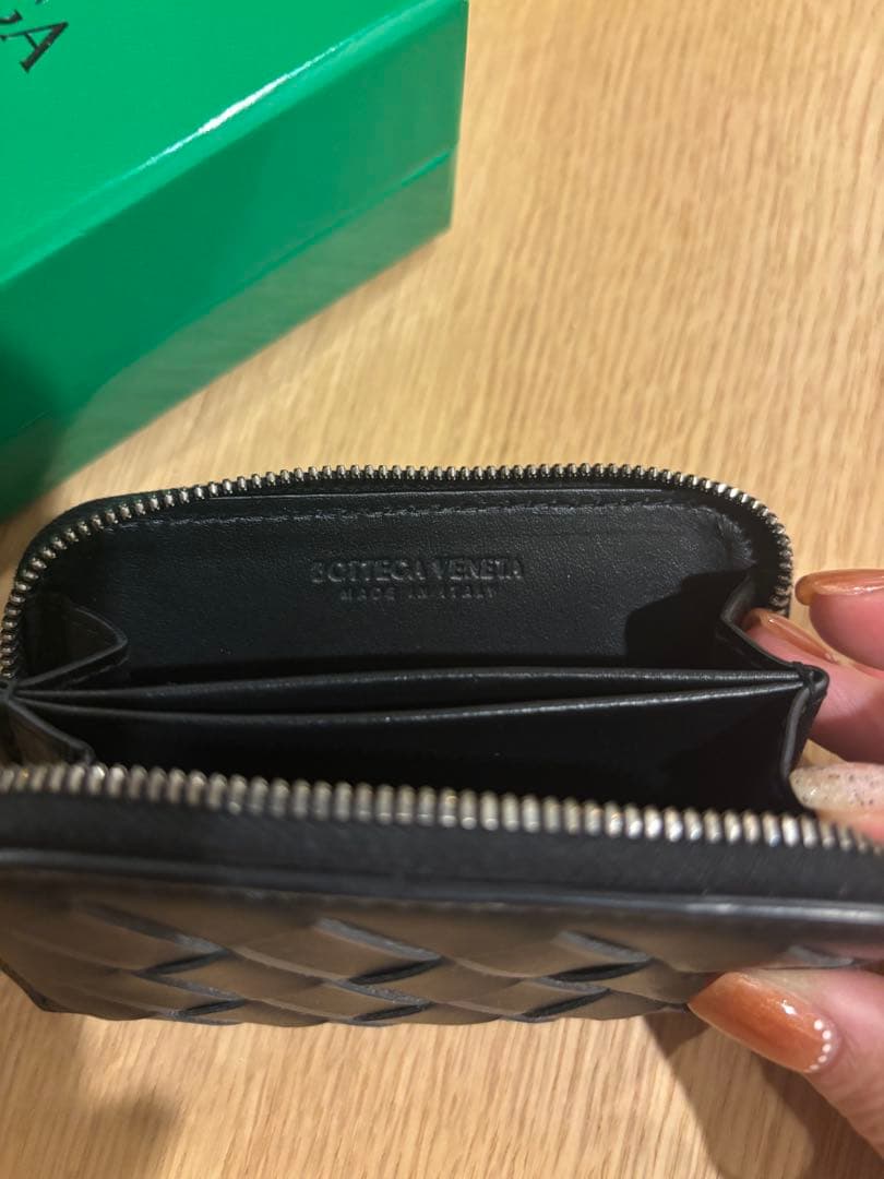 BOTTEGA VENETA ブラック レザー ケース