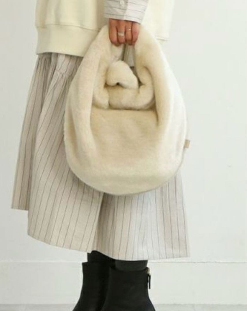 ebagos エバゴス エコファードレープバッグ