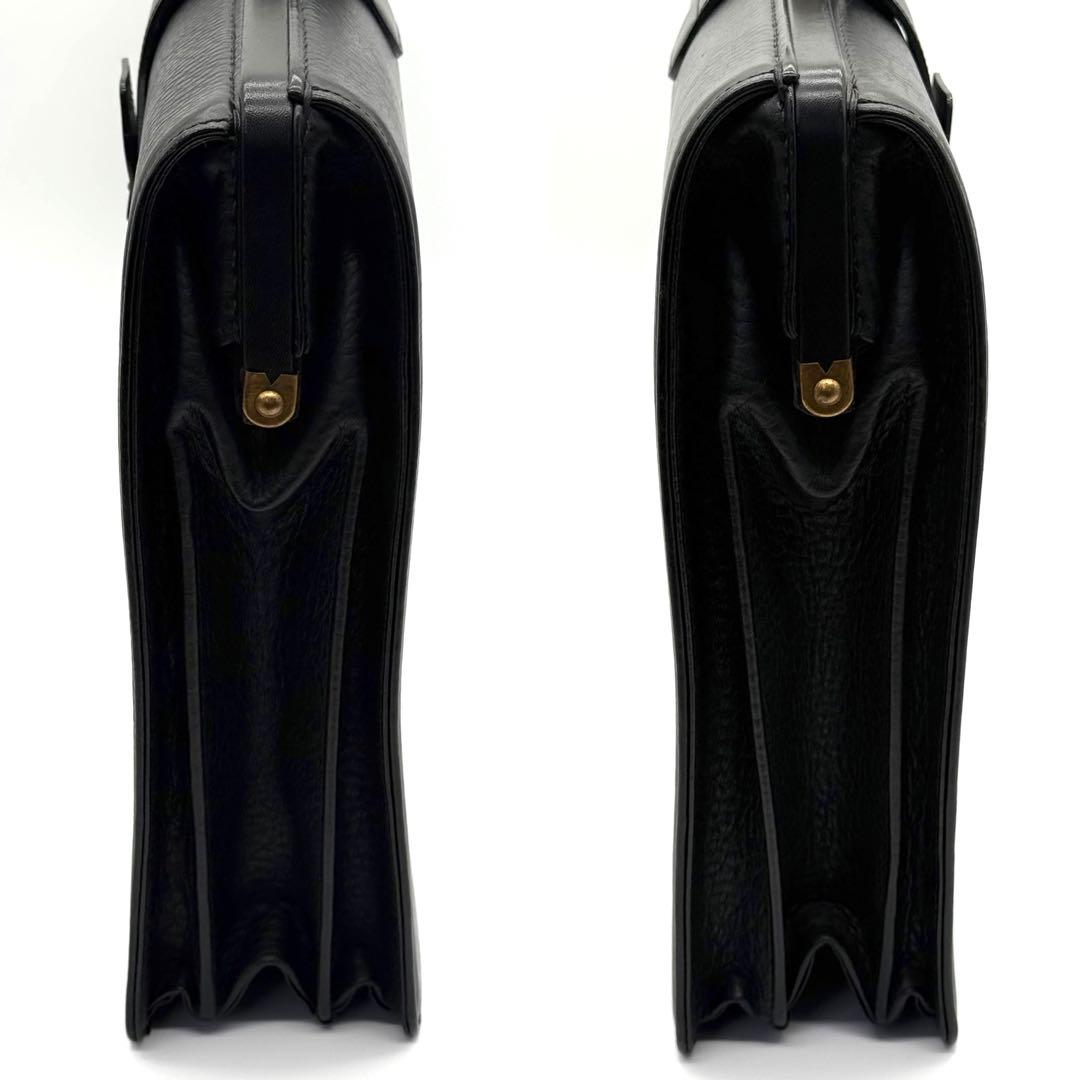 バーバリー メンズ カーフ レザー ダレス ドクター バッグ 黒 A4 ビジネス