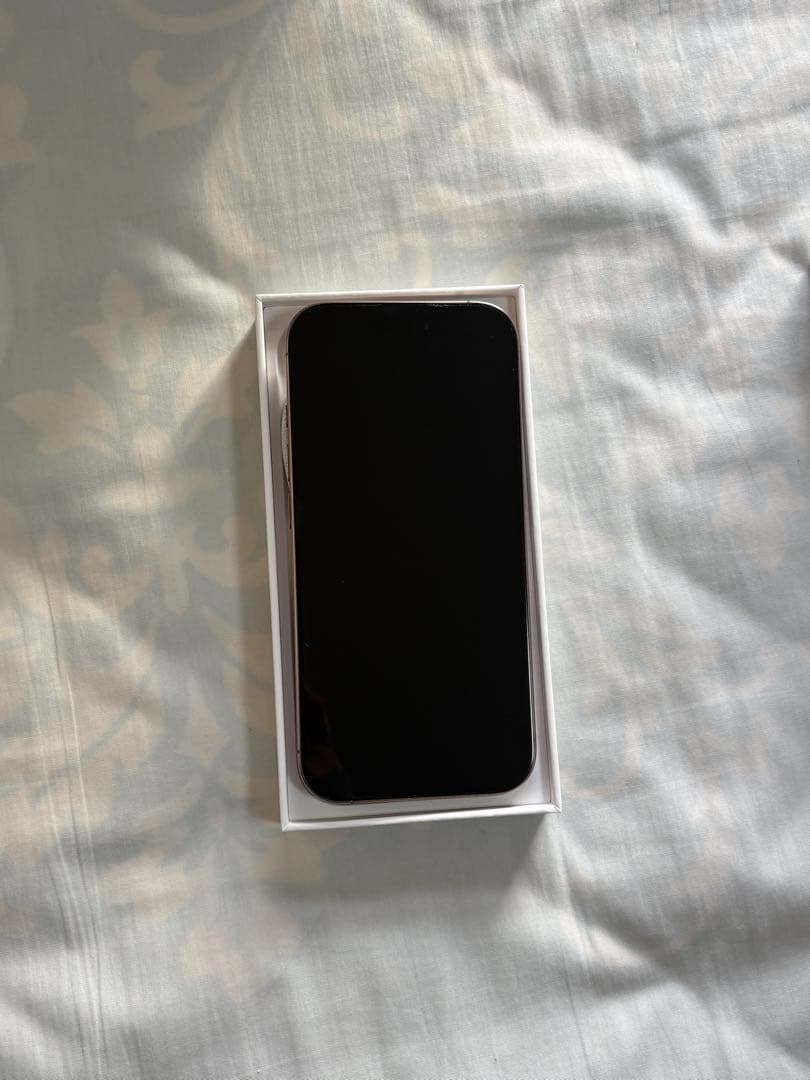 携帯電話本体 iPhone16pro