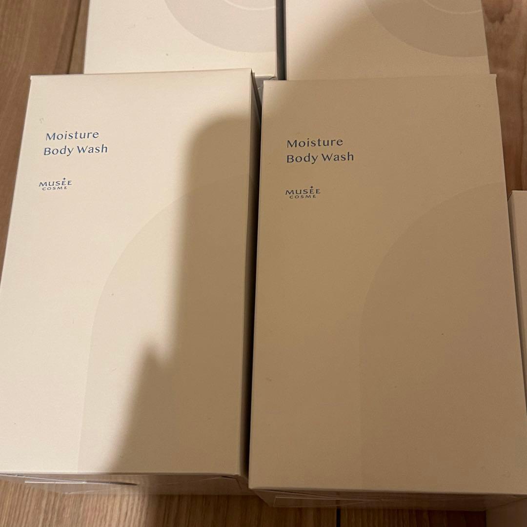 美顔器とスキンケアセット