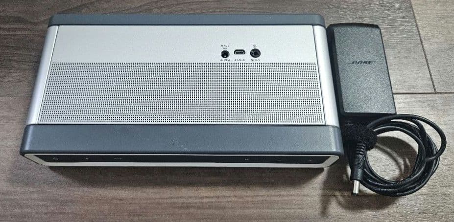 スピーカー・ウーファー BOSE SoundLink Bluetooth speaker III