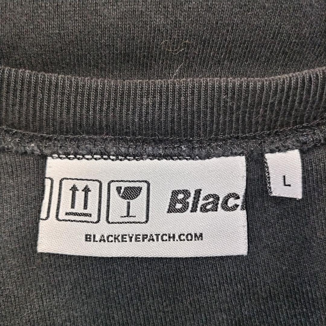 j66【人気Lサイズ】ブラックアイパッチ　刺繍ロゴ　スウェット　入手困難