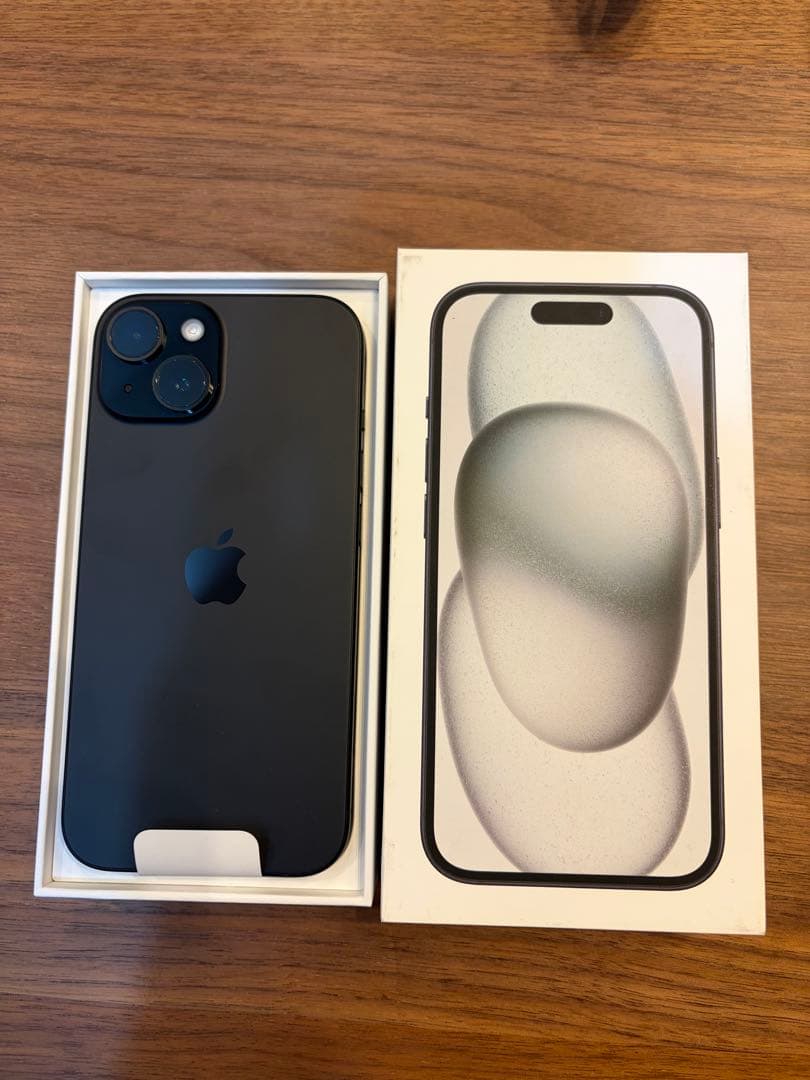 【新品未使用】iPhone 15 ブラック 256GB 本体 SIMフリー