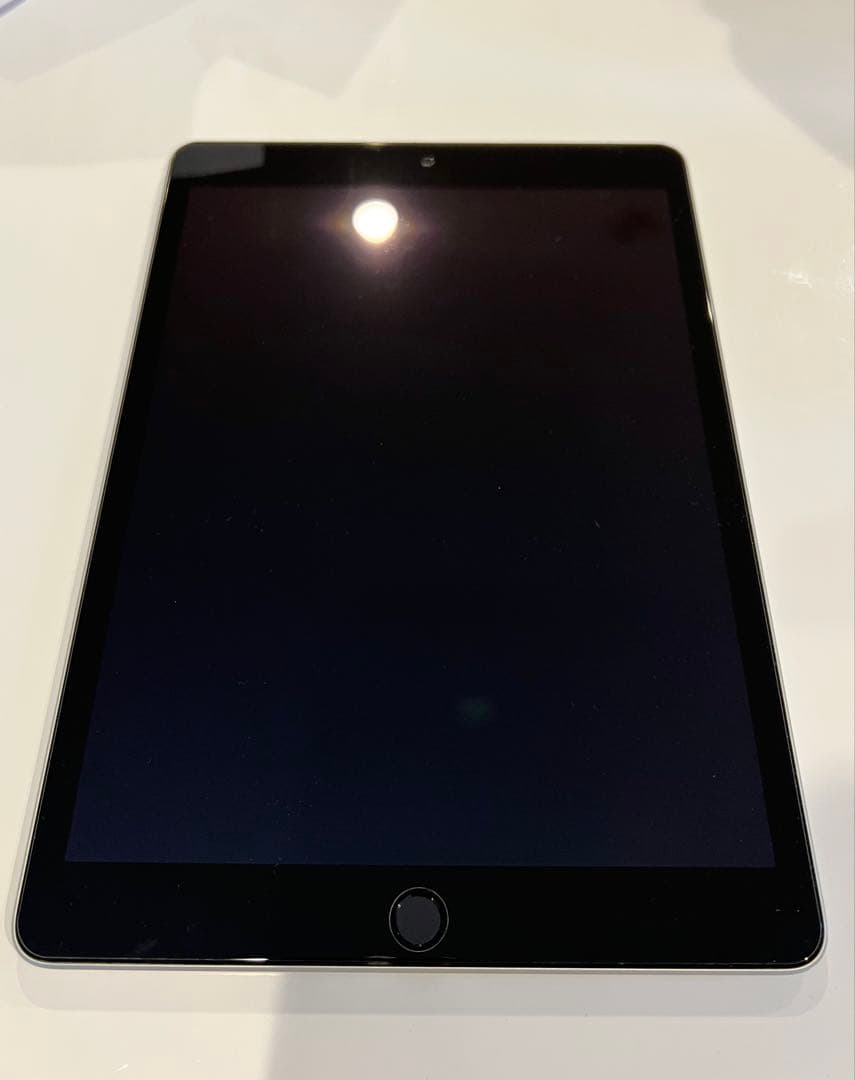 iPad 第9世代 64GB シルバー 本体 + スマートカバー