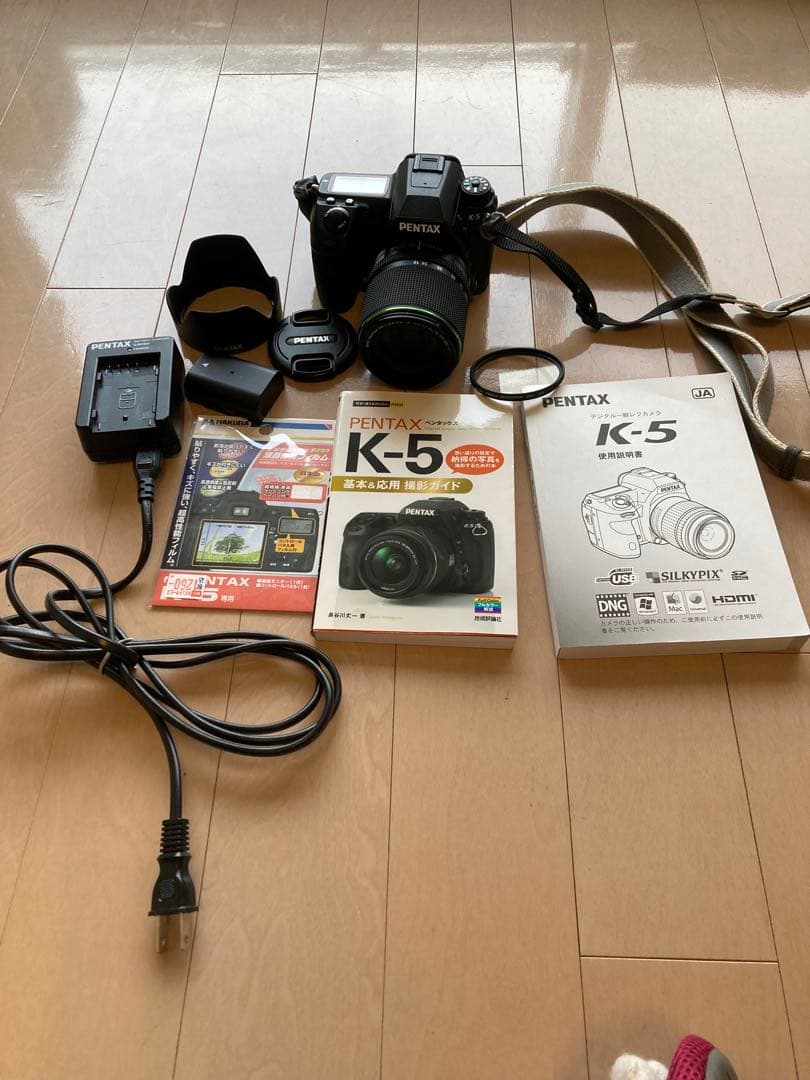 PENTAX K-5 レンズキット 18-135mm 付属品多数 レンズ内クリア