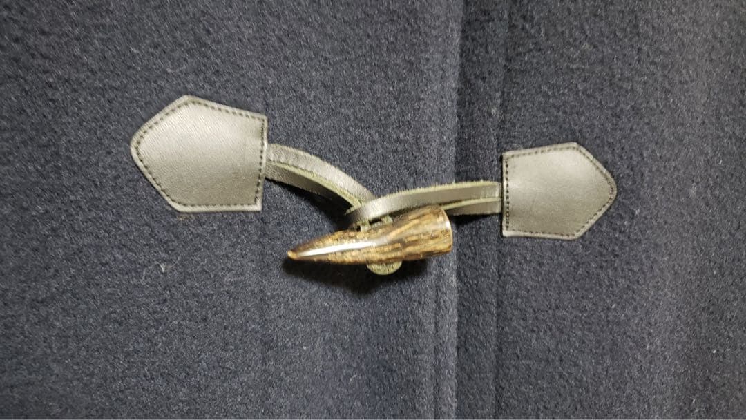 神戸で根強い人気のfamiliarダッフルコート