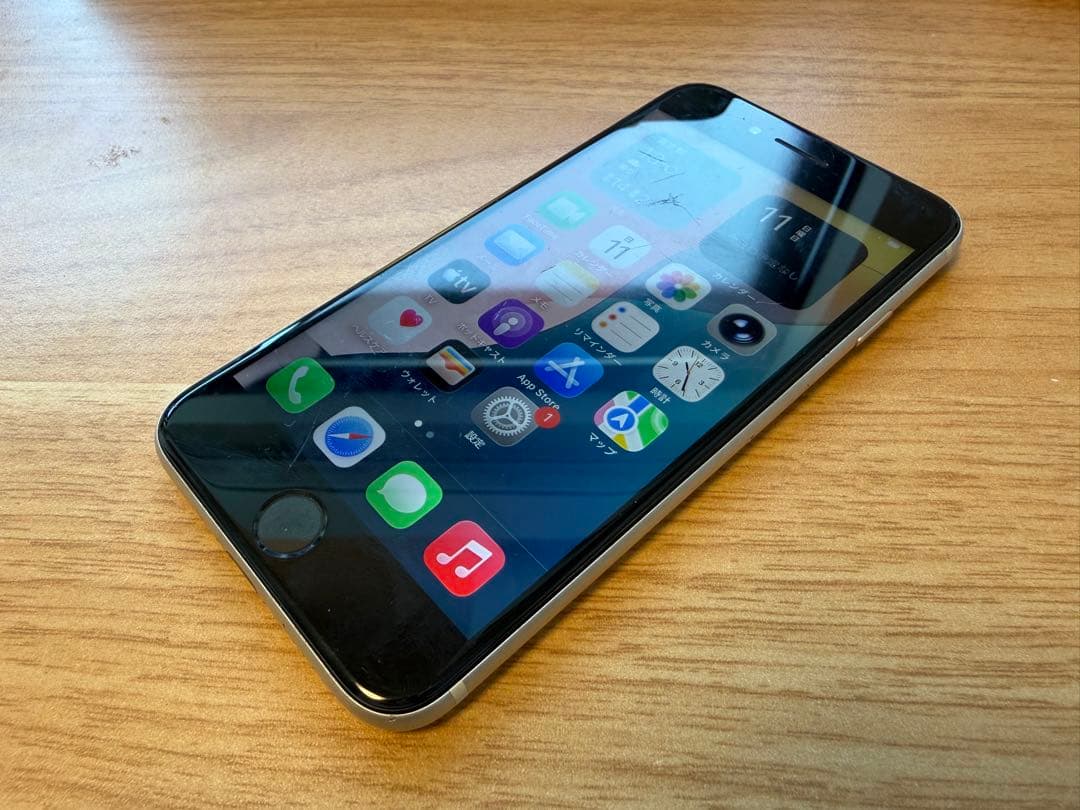 iPhone SE 第3世代 64GB スターライト SIMフリー