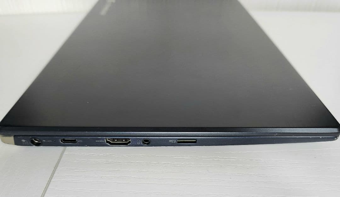 dynabookG83 10世代Corei7 16GB 256GB IGZO液晶