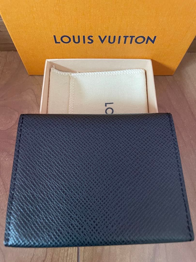 ルイヴィトン　名刺入れ　タイガ　ブラック　カードケース　※付属品有