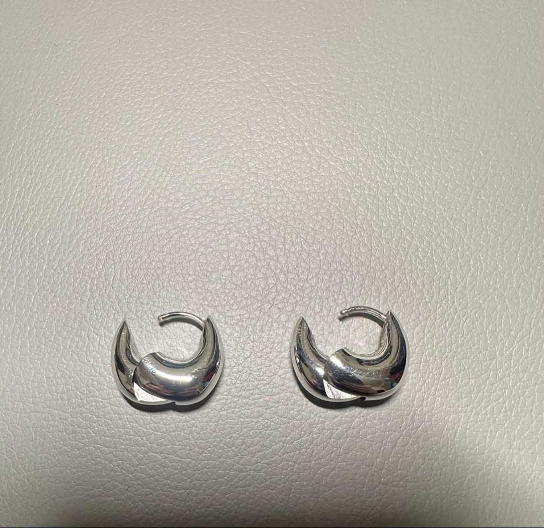 TOMWOOD bao hoops small シルバー ピアス(両耳用)