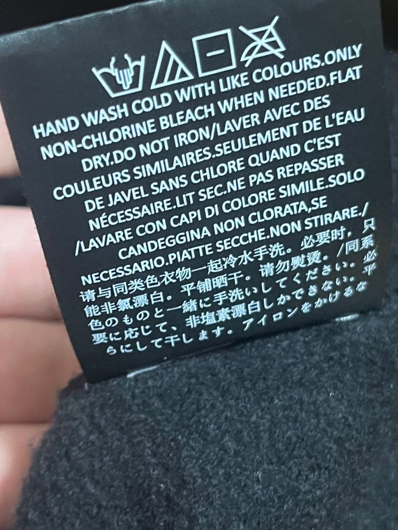 【袋あり美品S最終価格】FOG ESSENTIALS ジップパーカー